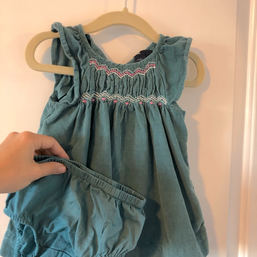 Bundle & Save. Baby Girl 12m Dress.